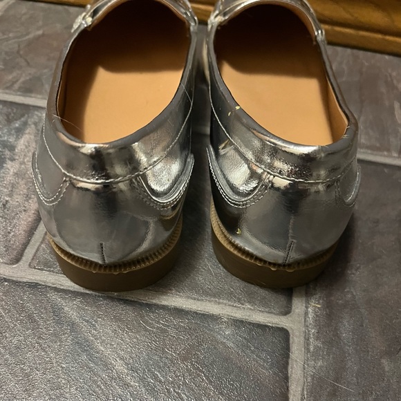 Kurt Geiger Metallic Flats - Picture 4 of 4